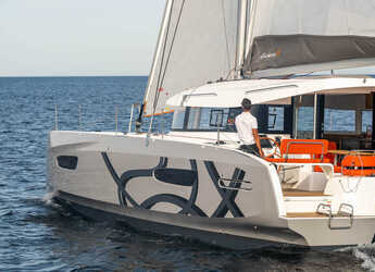 Noleggiare catamaran in Marina Tankerkomerc - Excess 14