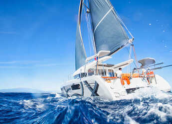 Noleggiare catamaran in Marina Tankerkomerc - Excess 12