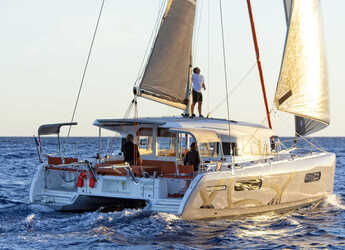 Noleggiare catamaran in Marina Tankerkomerc - Excess 12