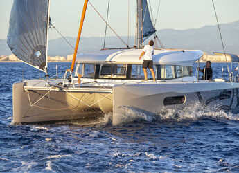 Noleggiare catamaran in Marina Tankerkomerc - Excess 12