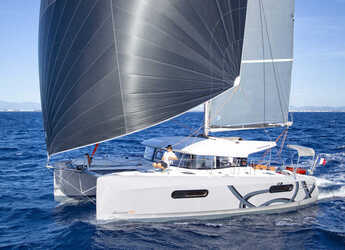 Noleggiare catamaran in Marina Tankerkomerc - Excess 12