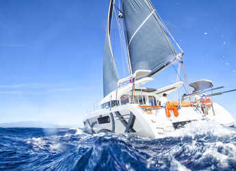 Noleggiare catamaran in Marina Tankerkomerc - Excess 12