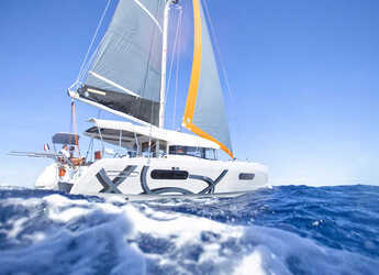 Noleggiare catamaran in Marina Tankerkomerc - Excess 12