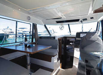 Rent a motorboat in D-Marin Borik - Merry Fisher 1095