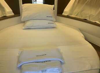 Rent a motorboat in D-Marin Borik - Merry Fisher 895 serie 2