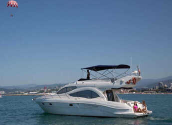 Rent a motorboat in Alimos Marina - Majesty 44 Fly
