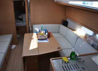 Chartern Sie segelboot in Netsel Marina - Dufour 390 Grand Large