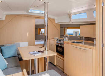 Chartern Sie segelboot in Netsel Marina - Oceanis 35