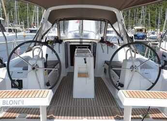 Chartern Sie segelboot in Netsel Marina - Oceanis 35