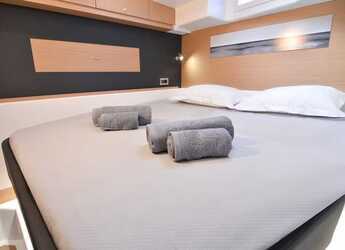 Louer catamaran à Porto Capo d'Orlando Marina - Dufour Catamaran 48