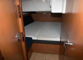 Rent a sailboat in Kavala - Marina Perigialiou - Bavaria Cruiser 56