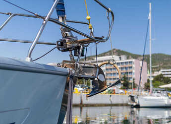 Rent a sailboat in Kavala - Marina Perigialiou - Bavaria 36