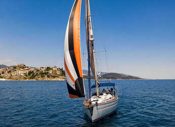 Rent a sailboat in Kavala - Marina Perigialiou - Bavaria 36
