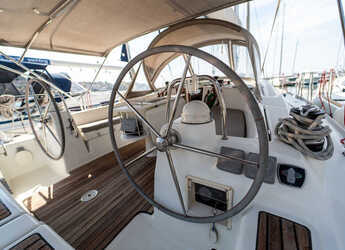 Rent a sailboat in Kavala - Marina Perigialiou - Beneteau 43