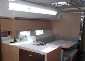 Rent a sailboat in Punat - Bavaria C45 Holiday