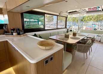 Rent a catamaran in Alimos Marina - Bali 5.8