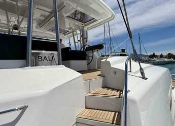 Rent a catamaran in Alimos Marina - Bali 5.8
