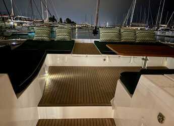 Rent a catamaran in Alimos Marina - Bali 5.8