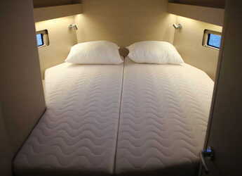 Chartern Sie segelboot in Salamis Yachting Club - Oceanis 40.1