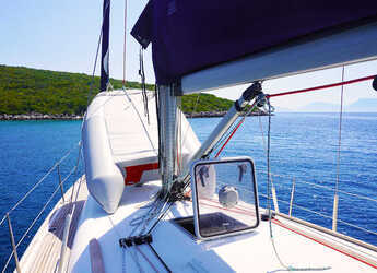 Chartern Sie segelboot in Salamis Yachting Club - Sun Odyssey 39i