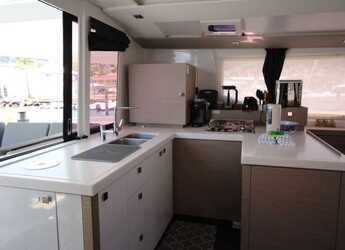 Rent a catamaran in Fort Burt Marina - Fountaine Pajot Astrea 42