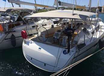 Rent a sailboat in Rhodes Marina - Bavaria 41 Cruiser