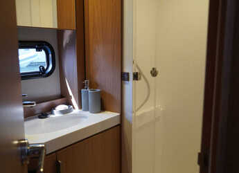 Rent a catamaran in Port Gocëk Marina - Bali 4.6