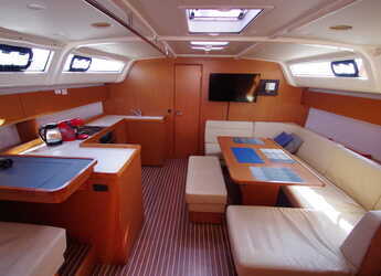 Rent a sailboat in Marina San Miguel - Bavaria 51 Cruiser