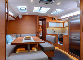 Alquilar velero en Marina di Cannigione - Dufour 470