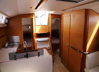 Alquilar velero en Marina Kastela - Sun Odyssey 409