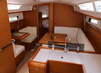 Alquilar velero en Marina Kastela - Sun Odyssey 409