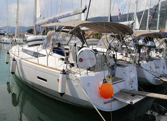 Alquilar velero en Marina Kastela - Sun Odyssey 409
