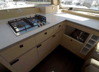 Alquilar catamarán en Marina Mandalina - Fountaine Pajot Elba 45