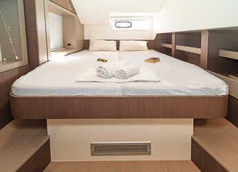 Rent a catamaran in Rhodes Marina - Bali 4.6 A/C & GEN & WM