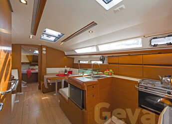 Alquilar velero en Rhodes Marina - Sun Odyssey 419