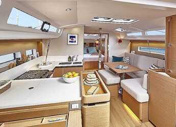Rent a sailboat in Volos - Sun Odyssey 440