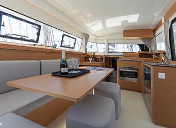 Alquilar catamarán en Alimos Marina - Excess 11