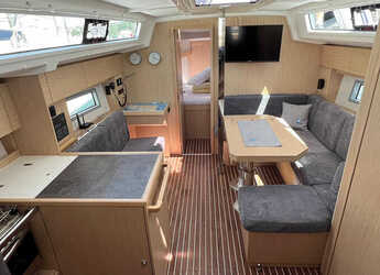 Louer voilier à Trogir (ACI marina) - Bavaria C38