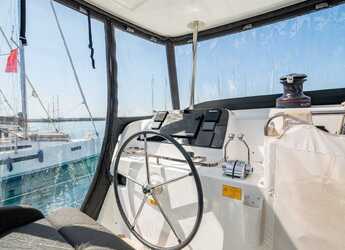 Chartern Sie katamaran in Marina Benitses - Lagoon 42 (4 Dbl / 2 singles 12)