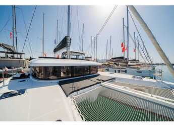 Chartern Sie katamaran in Marina Benitses - Lagoon 42 (4 Dbl / 2 singles 12)