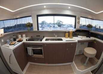 Chartern Sie katamaran in Marina Benitses - Bali 4.1