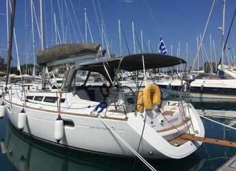 Rent a sailboat in Marina Benitses - Sun Odyssey 42 i