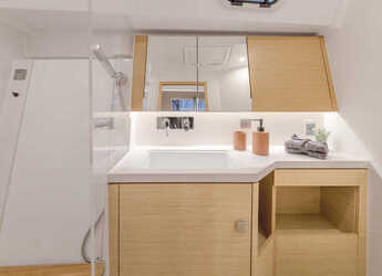 Chartern Sie segelboot in ACI Marina Dubrovnik - Hanse 410