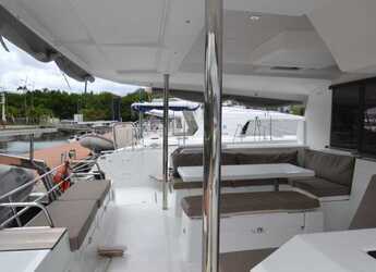 Rent a catamaran in Anse Marcel Marina (Lonvilliers) - Fountaine Pajot Saona 47 Quintet - 5 + 1 cab.