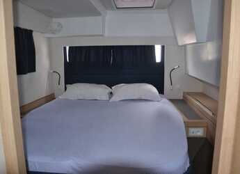 Rent a catamaran in Anse Marcel Marina (Lonvilliers) - Fountaine Pajot Saona 47 Quintet - 5 + 1 cab.