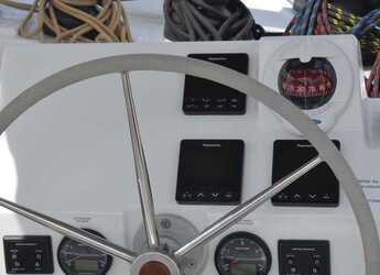 Rent a catamaran in Anse Marcel Marina (Lonvilliers) - Fountaine Pajot Saona 47 Quintet - 5 + 1 cab.