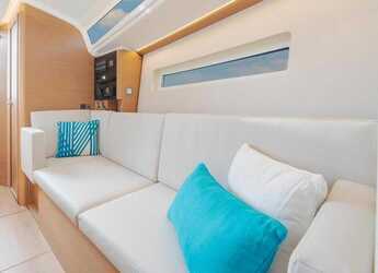 Rent a sailboat in Jolly Harbour Marina - Sun Odyssey 350 - 2 cab.