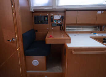 Noleggiare sailboat in Ece Marina - Bavaria C46