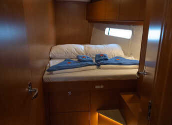 Noleggiare sailboat in Ece Marina - Bavaria C46