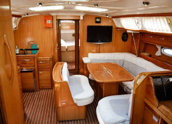 Alquilar velero en Kavala - Marina Perigialiou - Bavaria 46